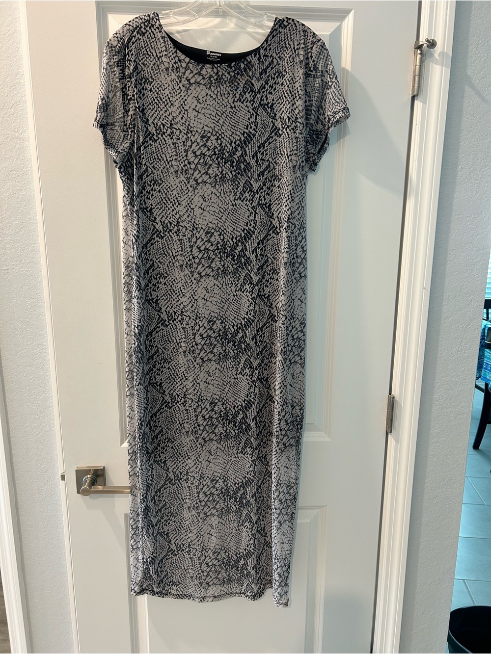 Women’s dresses